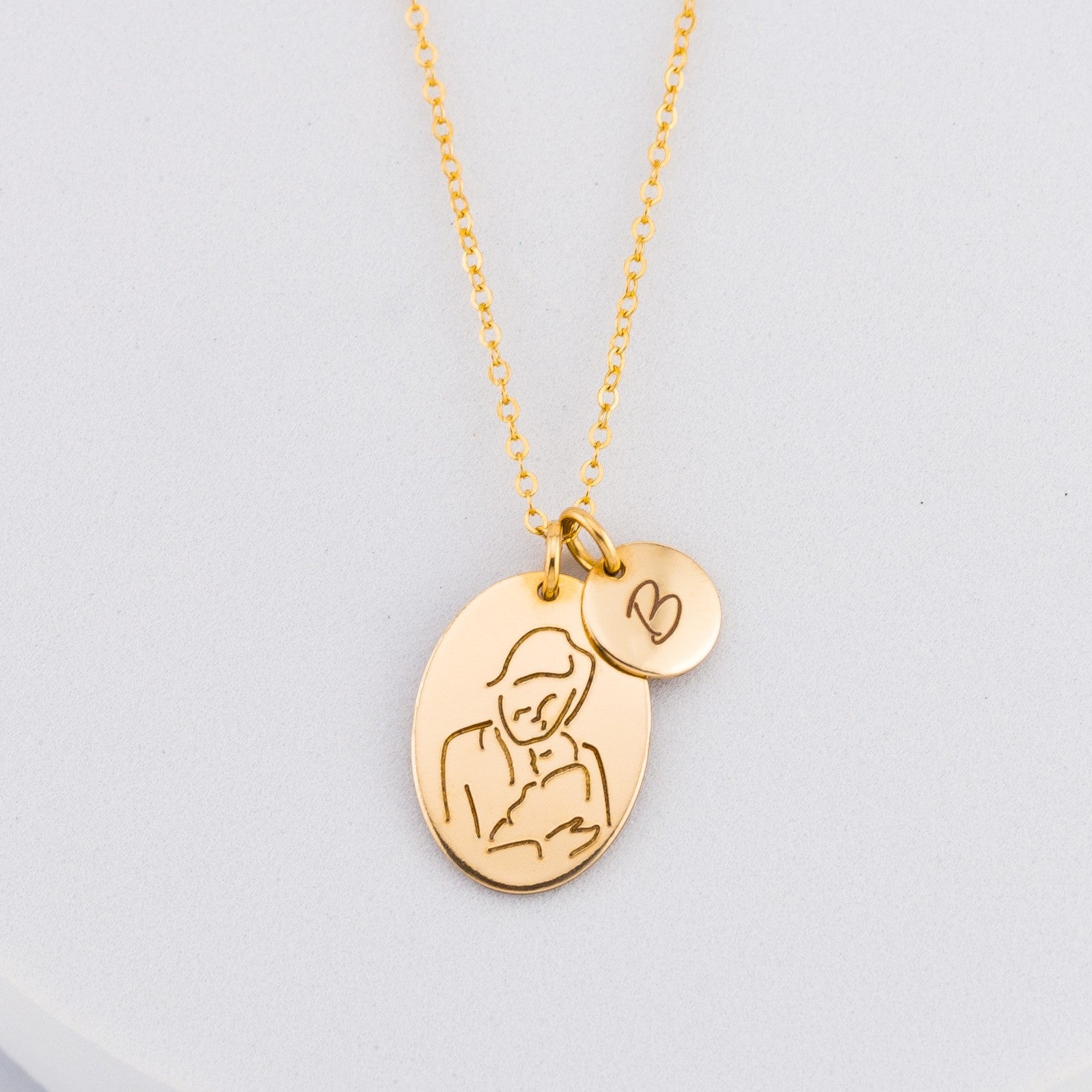 Grandmother Oval Disc Pendant Sketch Necklace