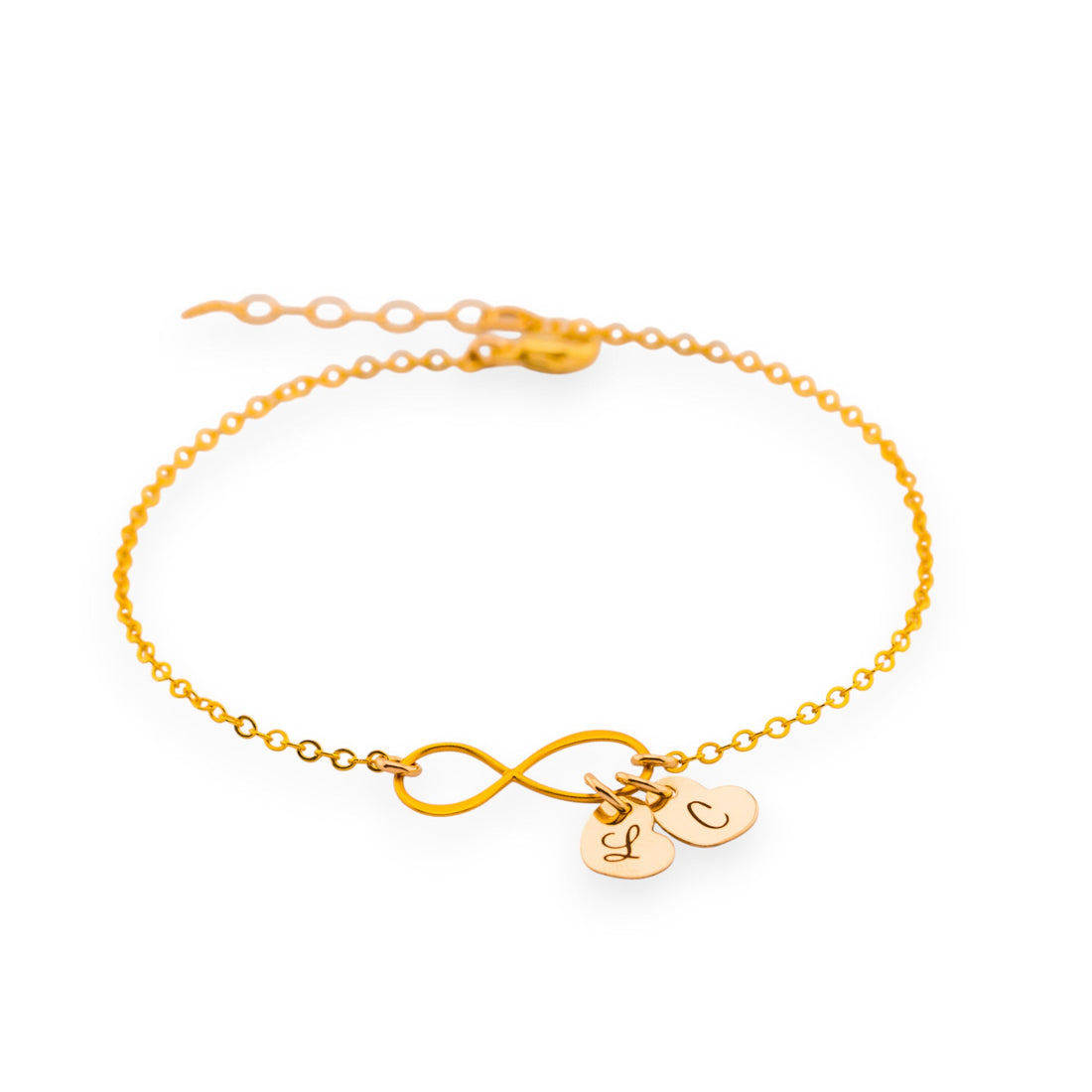 Create Lasting Memories: Custom Charm Bracelets for Mom this Holiday