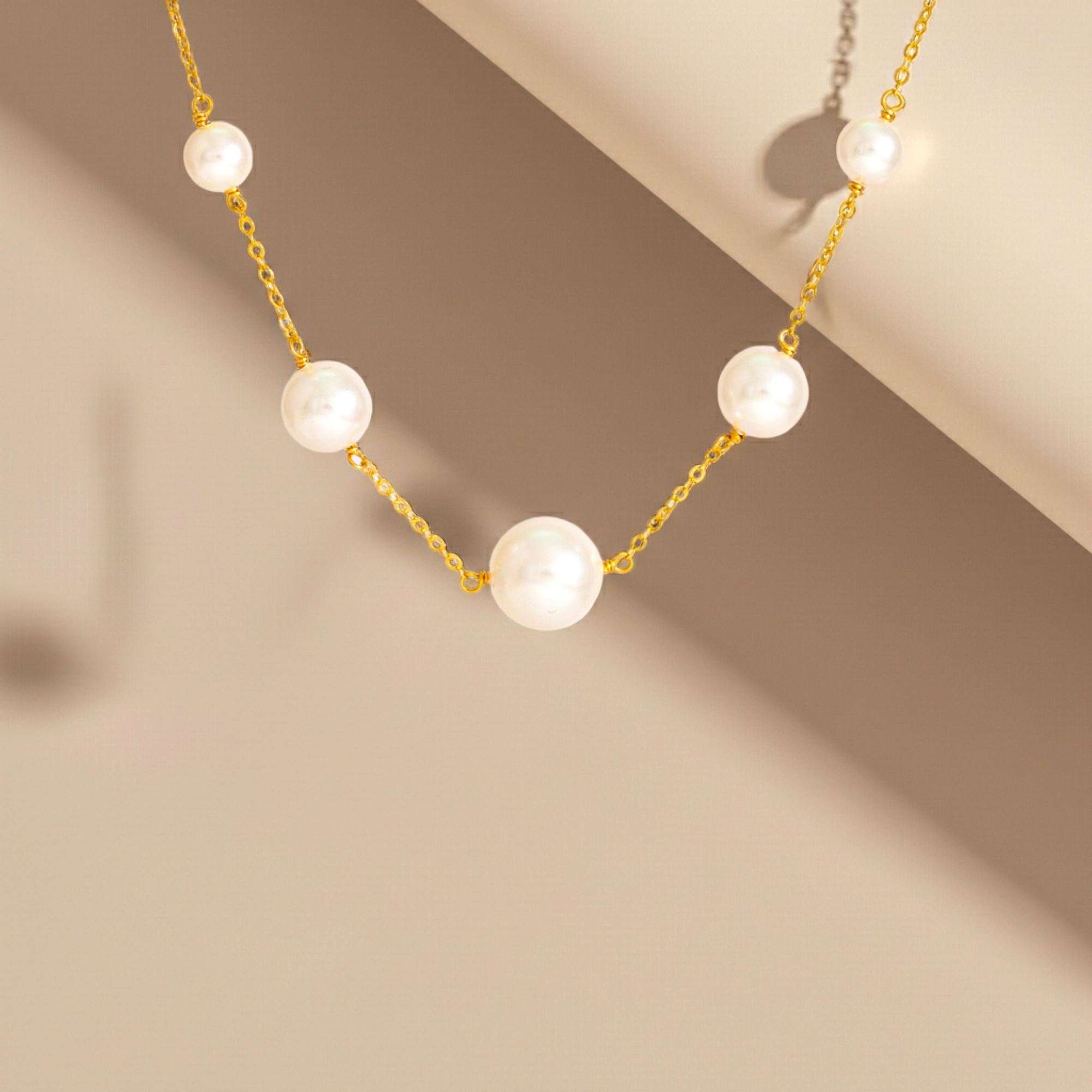 Link Swarovski Fresh Water Pearl Necklace