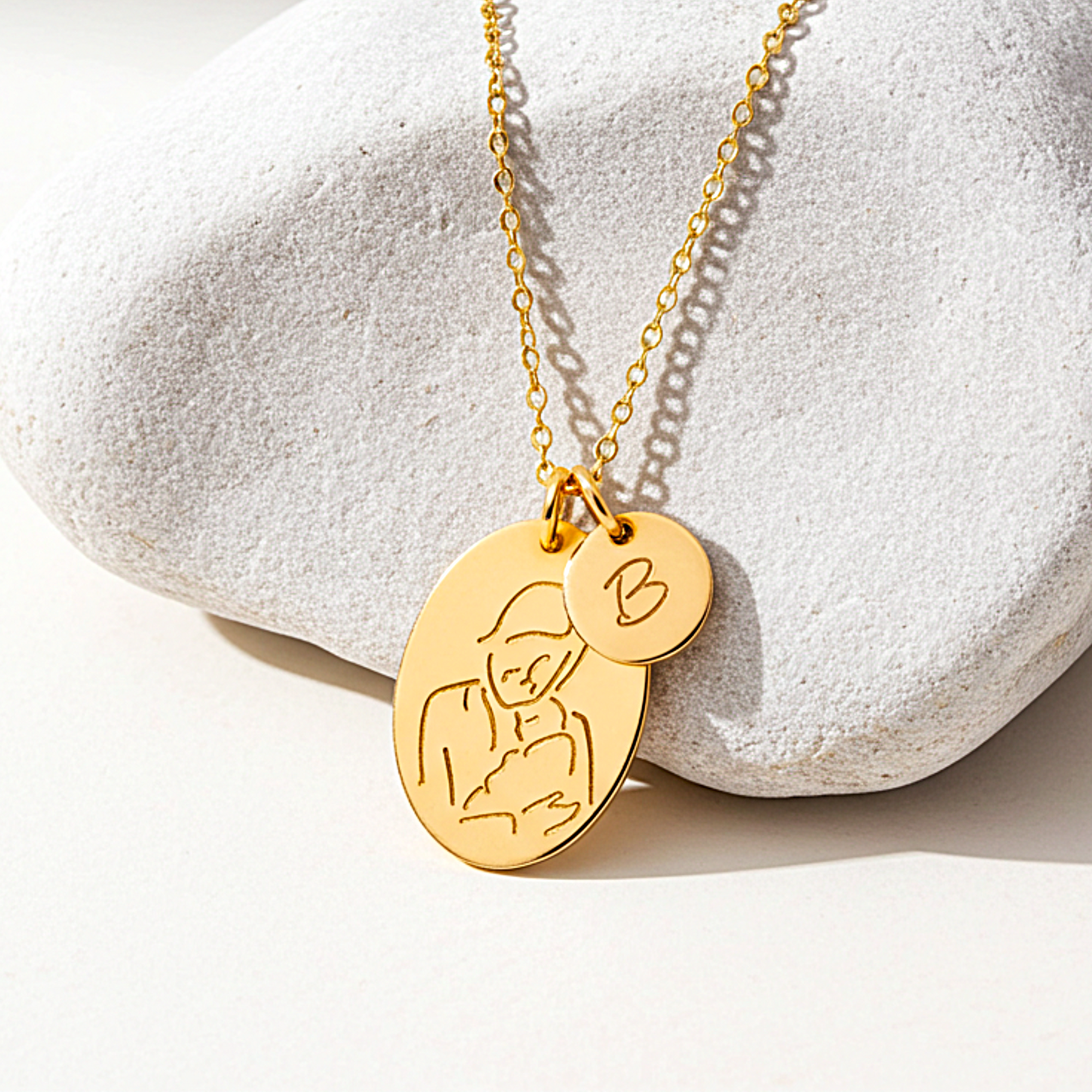 Grandmother Oval Disc Pendant Sketch Necklace