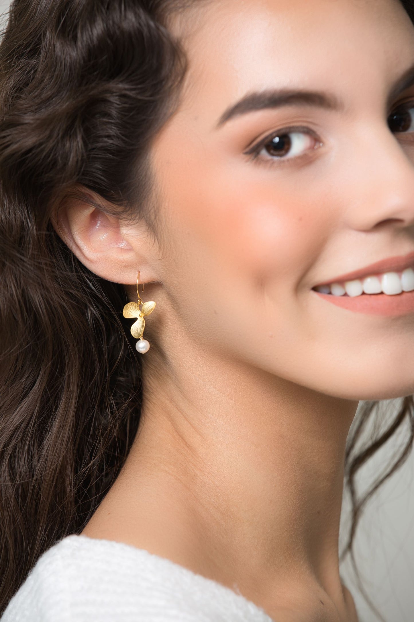 Orchid Pearl Earrings