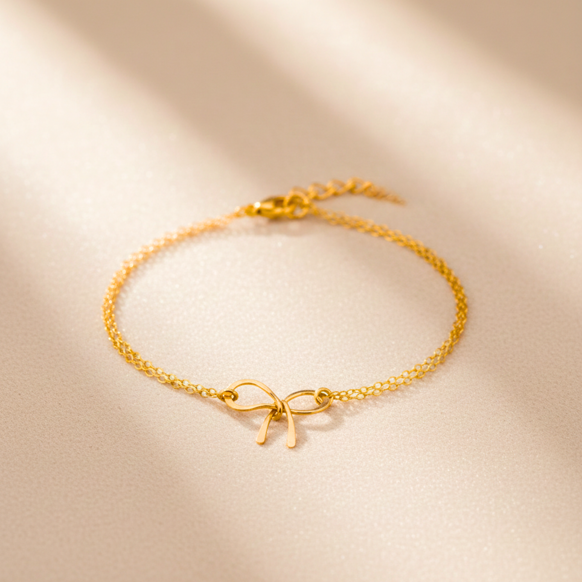 Small Bow Bracelet