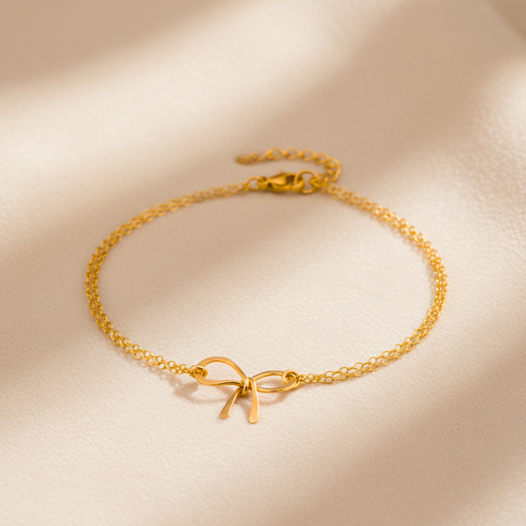 Small Bow Bracelet