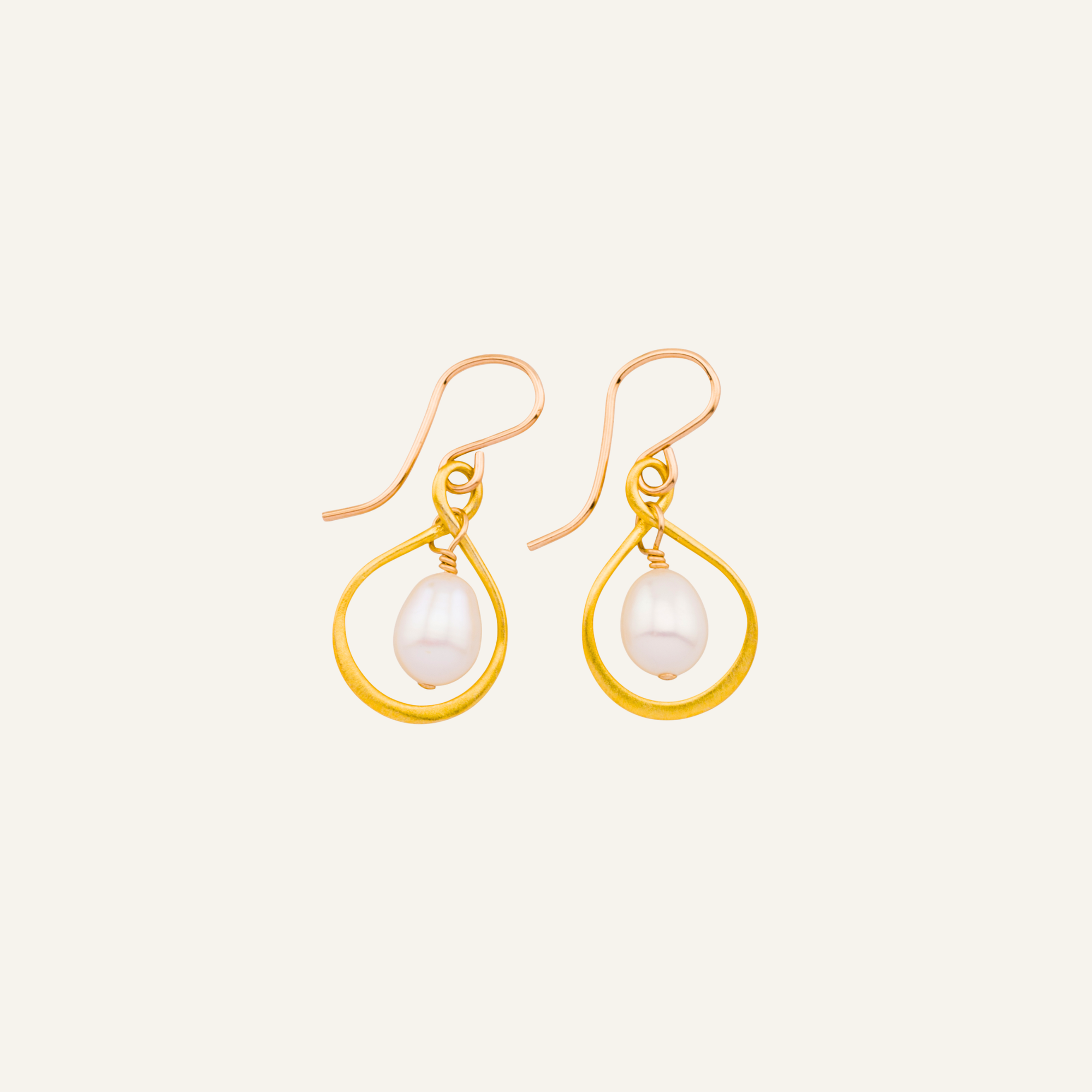 Dangle Teardrop Pearl on Infinity Earrings