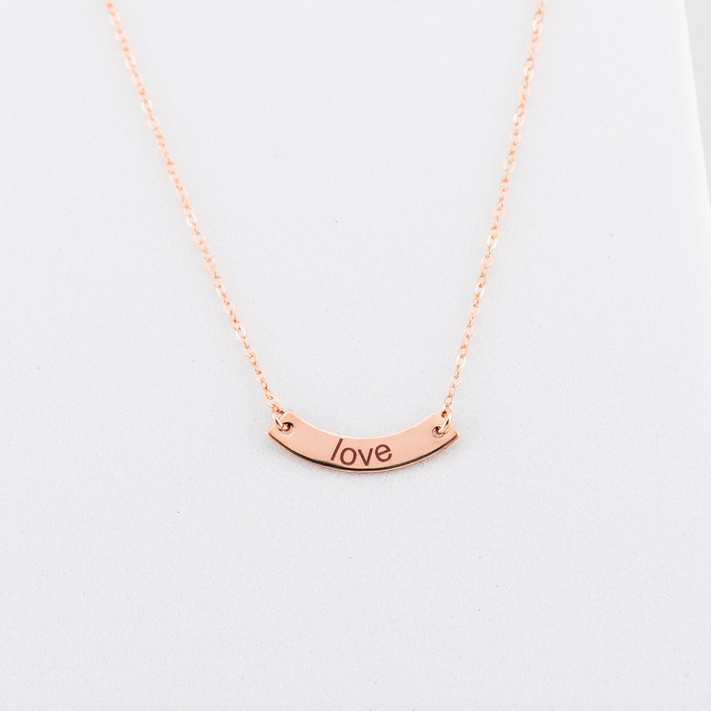 Curved Bar Necklace