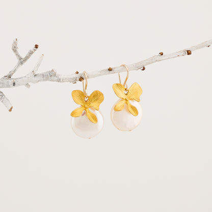 Dangle Four petals Orchid and Coin Pearl Earrings