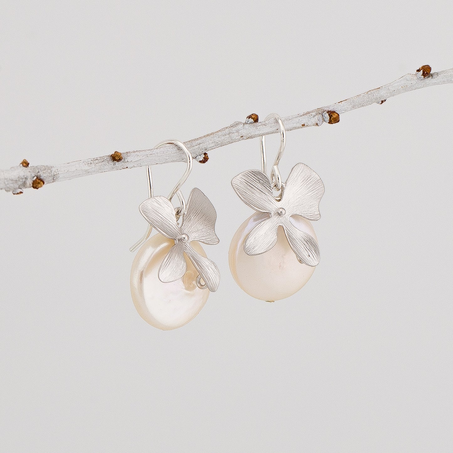 Dangle Four petals Orchid and Coin Pearl Earrings