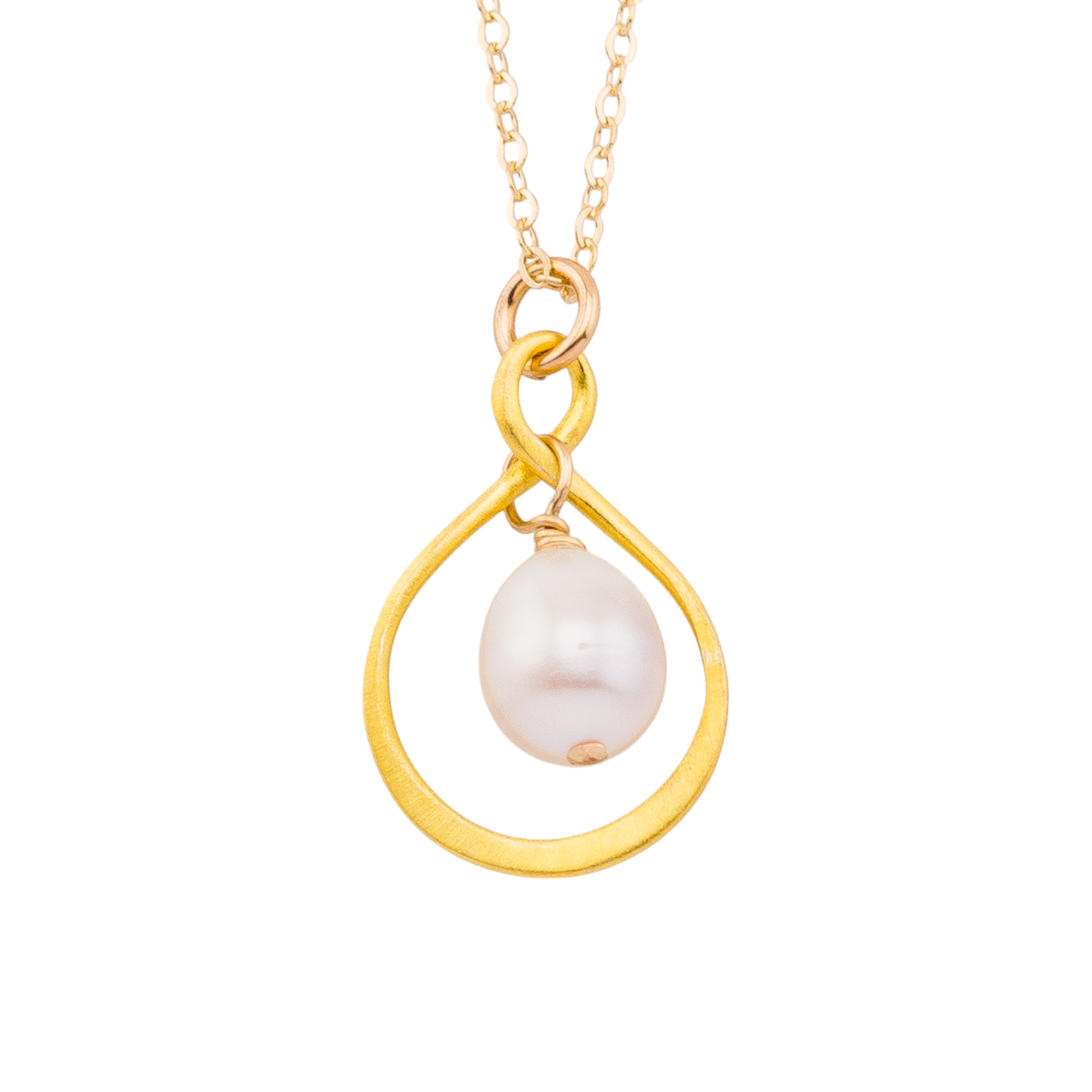 Infinity Pendant Pearl necklace