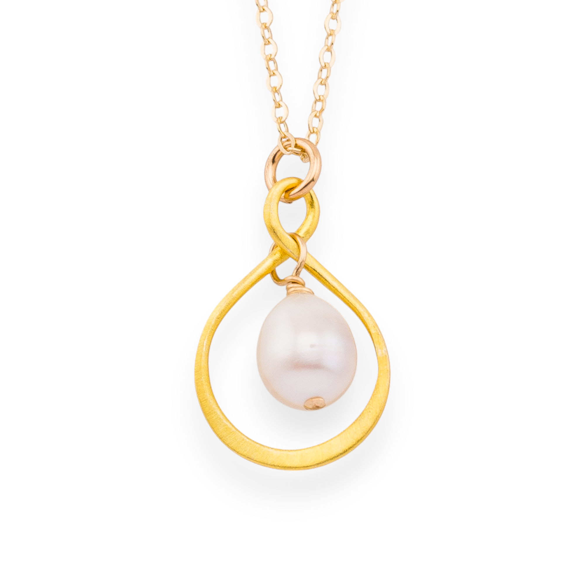 Infinity Pendant Pearl necklace