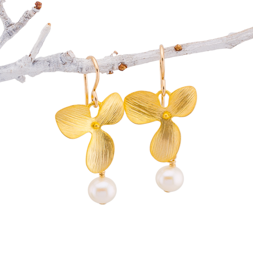Orchid Pearl Earrings