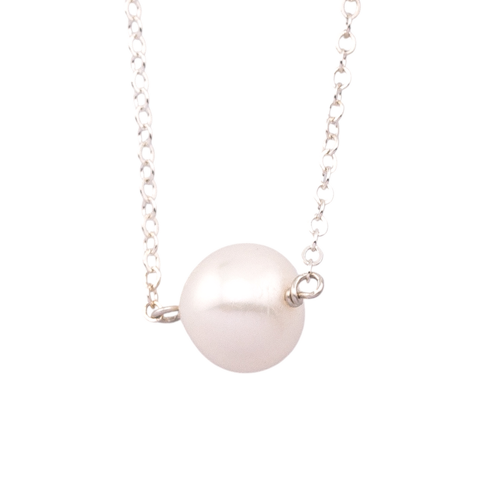 Small Pearl Necklace