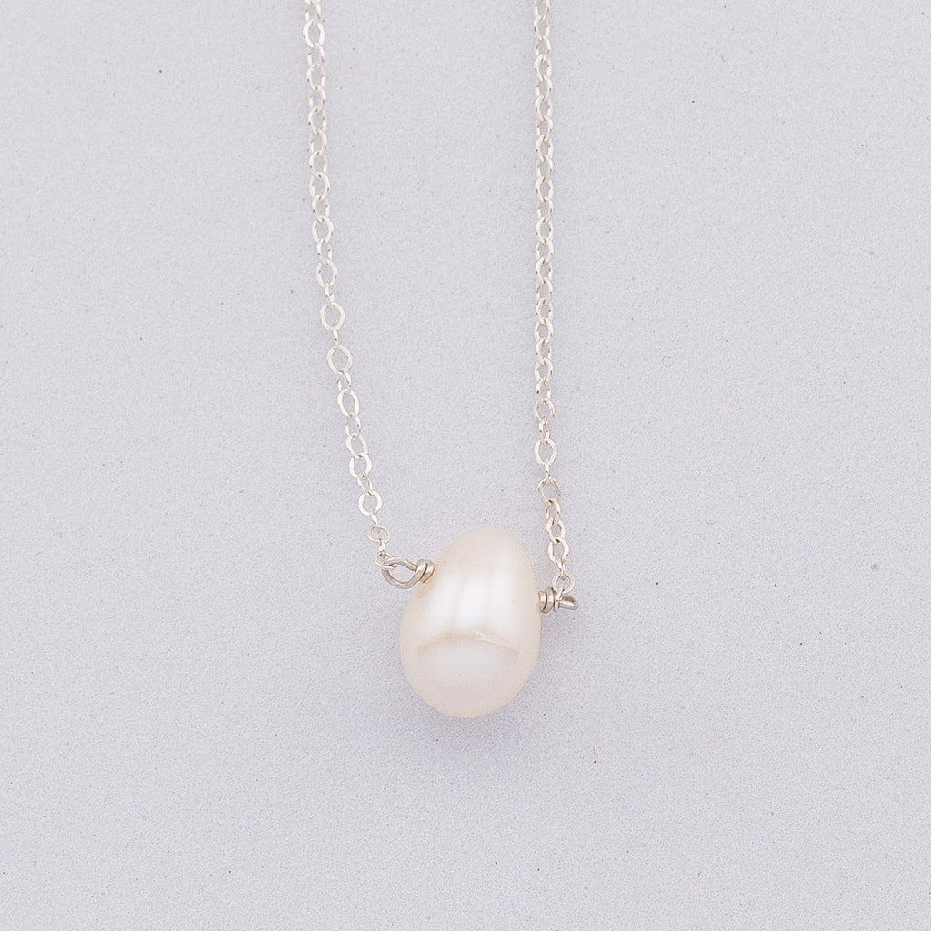 Teardrop Pearl Necklace, Small Pearl Floating Necklace