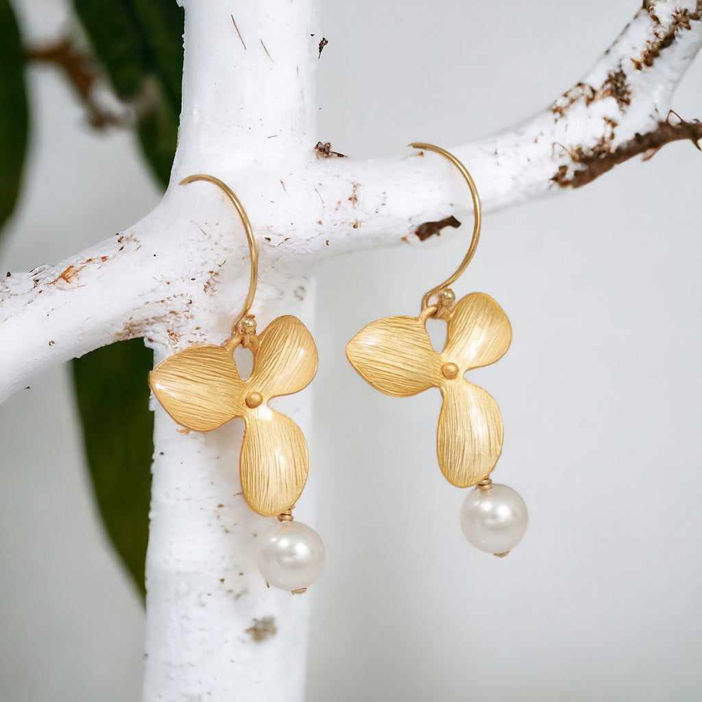 Orchid Pearl Earrings