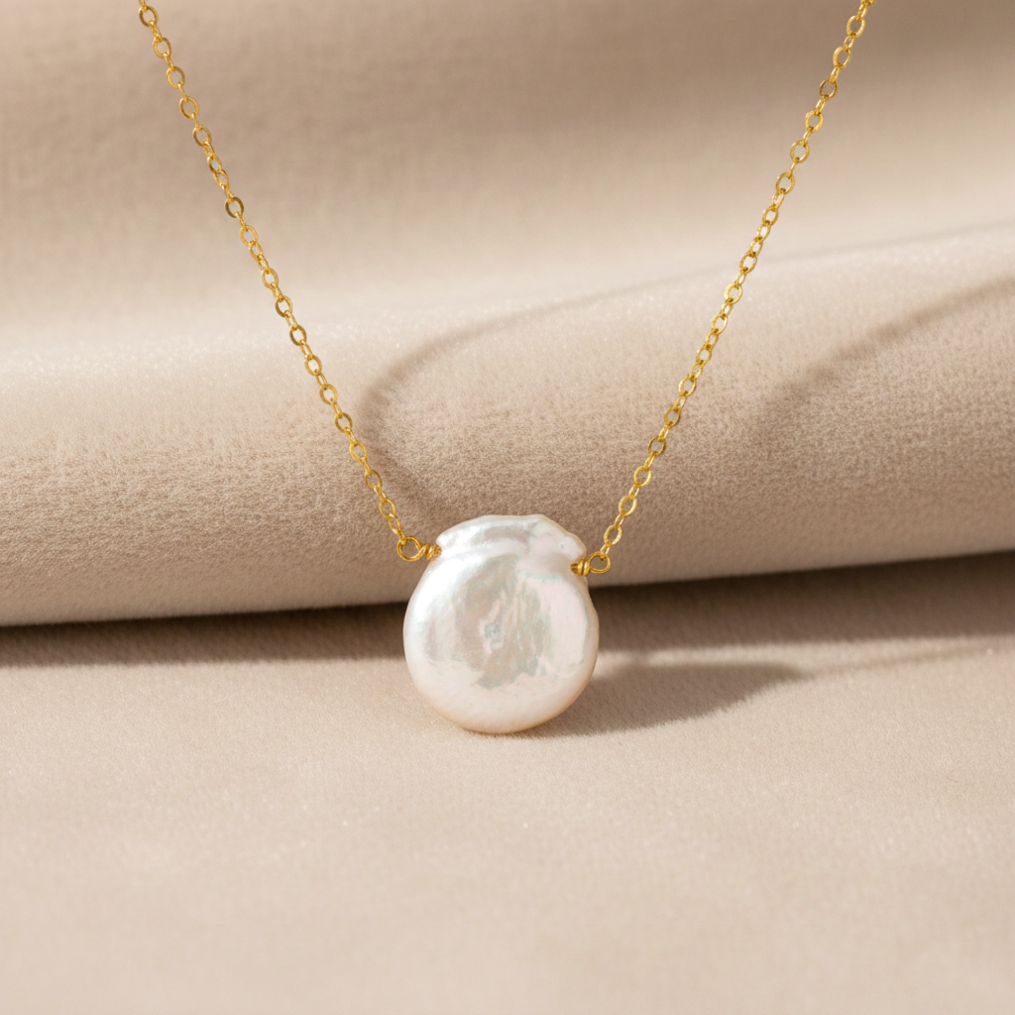 Dainty Freshwater Pearl Pendant Necklace