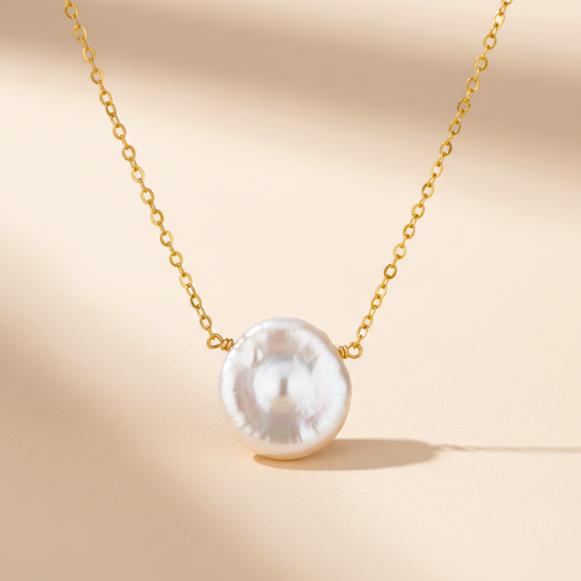 Dainty Freshwater Pearl Pendant Necklace