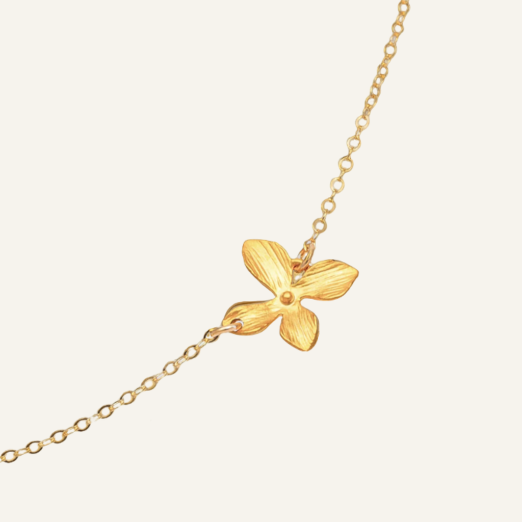 Tiny Flower Pendant Choker