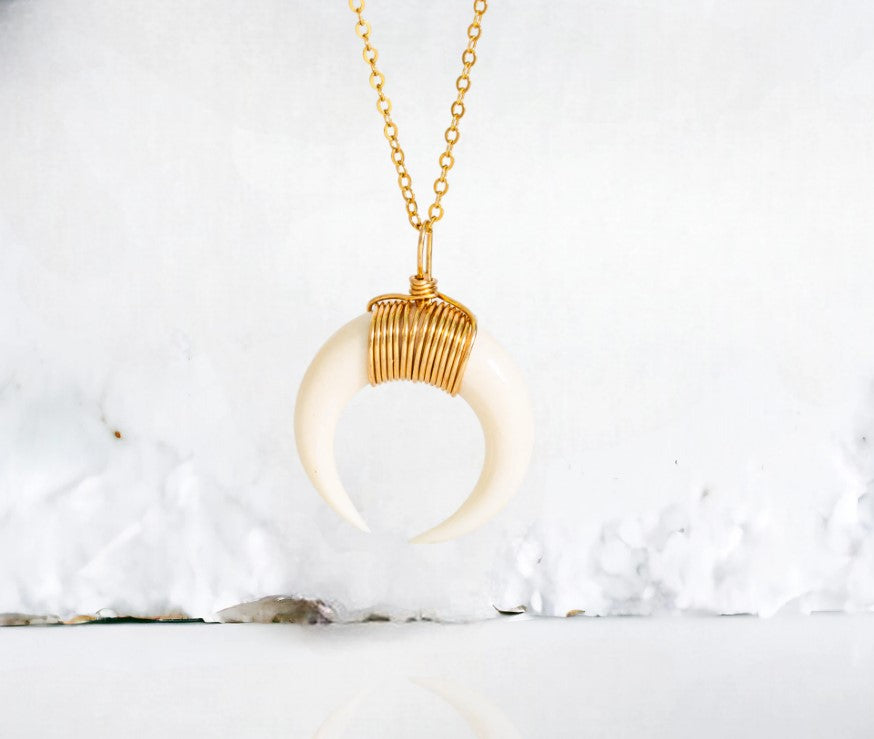 Horn Tusk Necklace