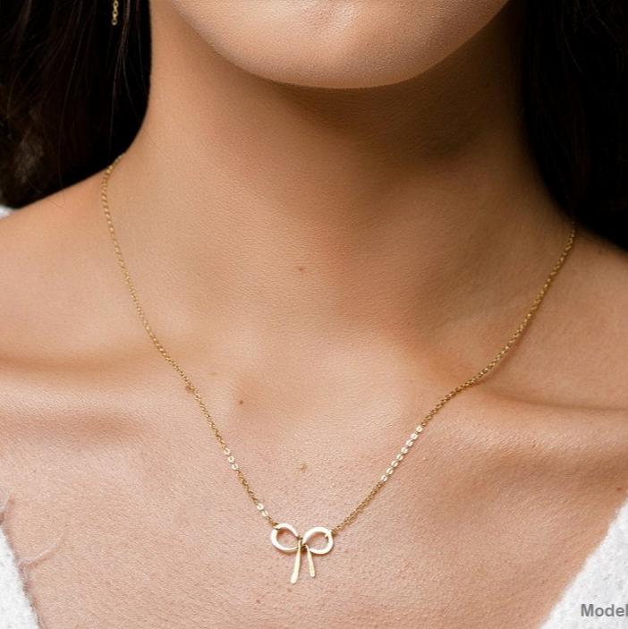 Bow Necklace