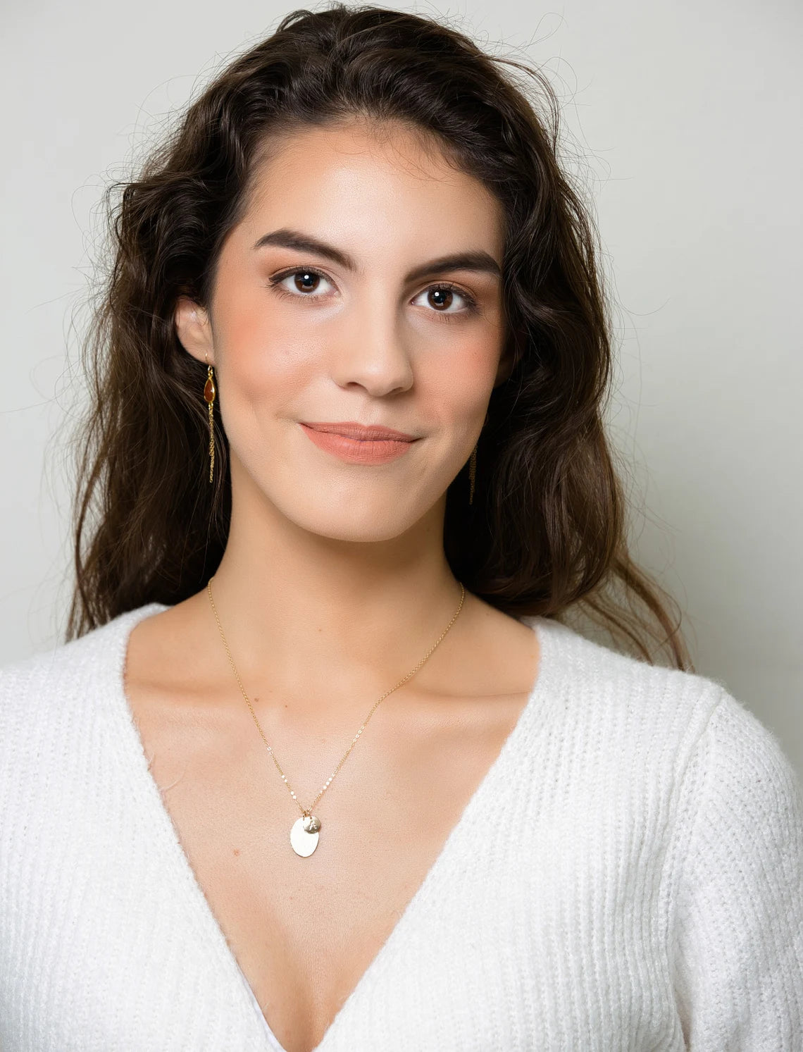 Grandmother Oval Disc Pendant Sketch Necklace