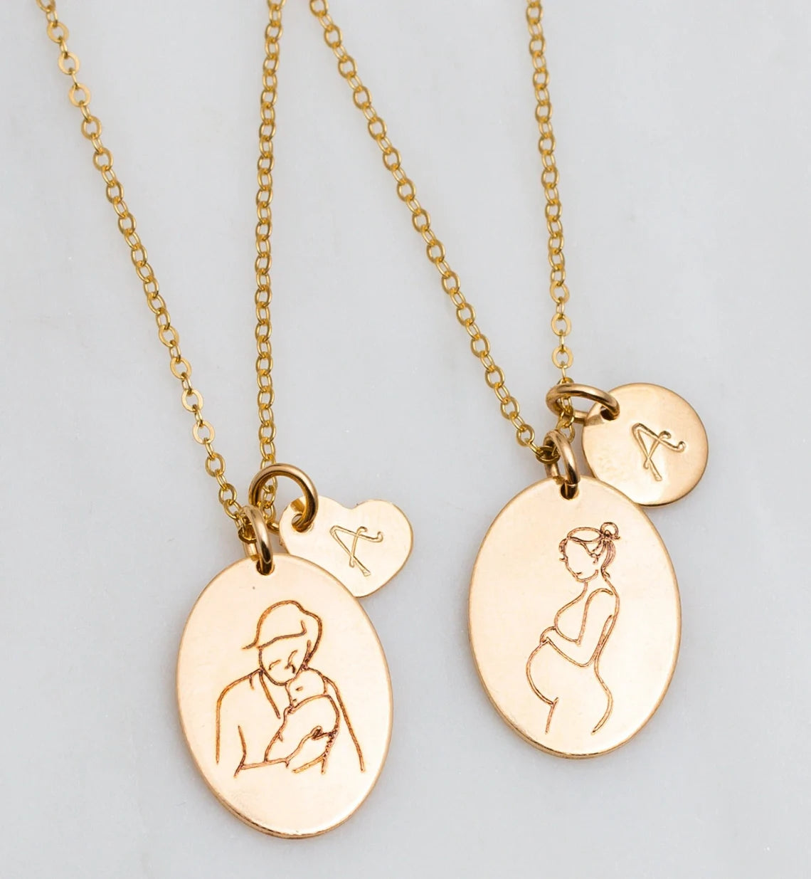 Mother and Grandmother Oval Disc Pendant Sketch Necklace