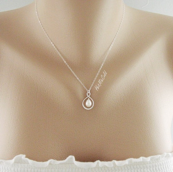Silver Infinity Pearl Necklace